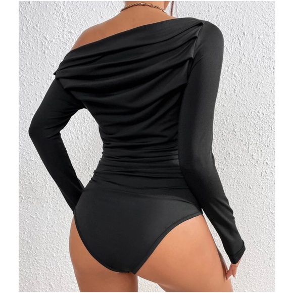 One Shoulder Sold Bodysuit - Picture 4 of 4